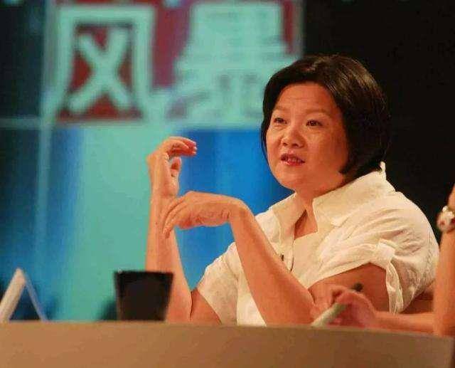 洪晃这边没什么阻碍了,杨小平那边又出了问题,他的儿子已经不是小孩子