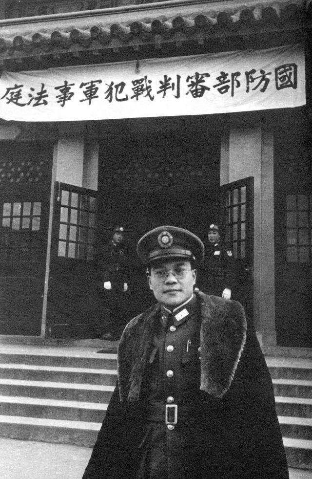 负责审理冈村宁次案件的庭长石美瑜,检察官王家媚,法官陆起,林建鹏