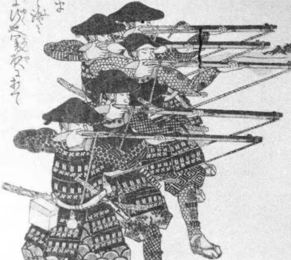 原创明军是一支跨民族跨种族的混编武装力量拥有大批异面神兵