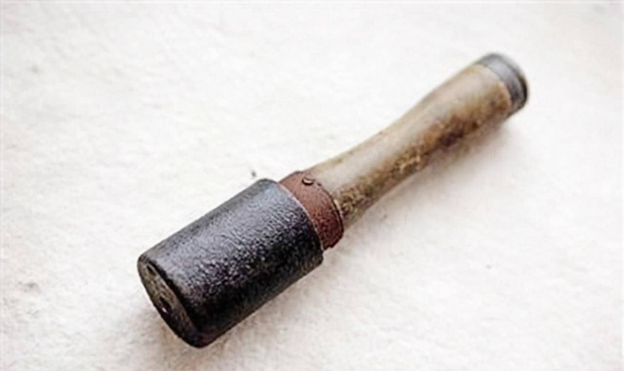 原创何鸿燊请霍英东喝茶一江湖人突然怒摔茶杯随后霍英东离开澳门