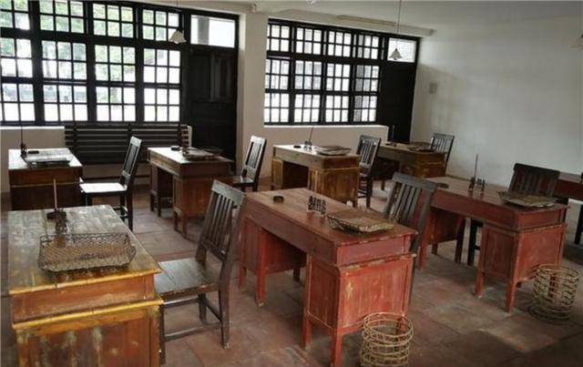 原创黄埔军校的毕业生相当于现在什么学历你知道吗