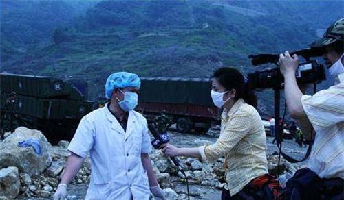 汶川地震时第一个丢下学生独自逃跑的范美忠现如今怎样了