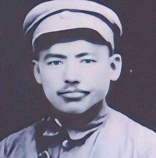 抗日战争爆发以后,马步芳对军队的掌控欲望更是到达前所未有的程度,他