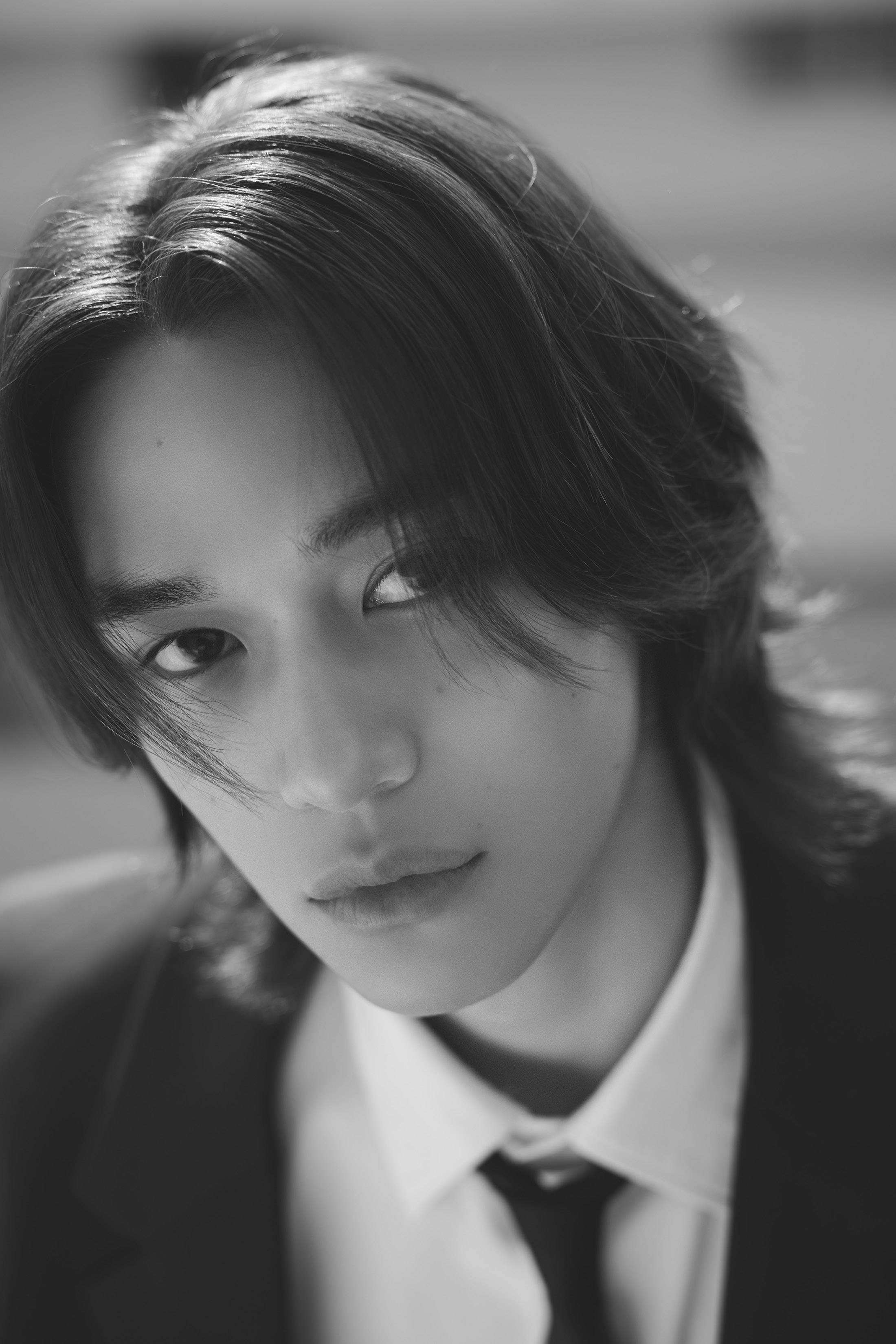 lucas本周上演solo首秀今日theshow开启新歌首舞台