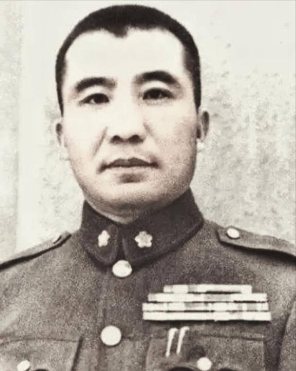 原创许世友说他留了好酒宋时轮压根不信馋猫嘴里怎么会剩下鱼呢