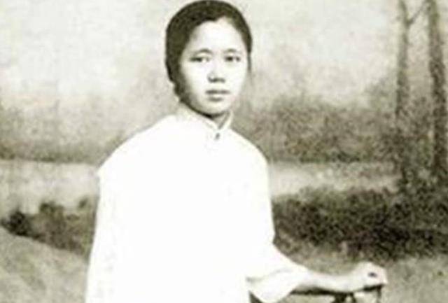 王桂荃_李蕙仙_妻子