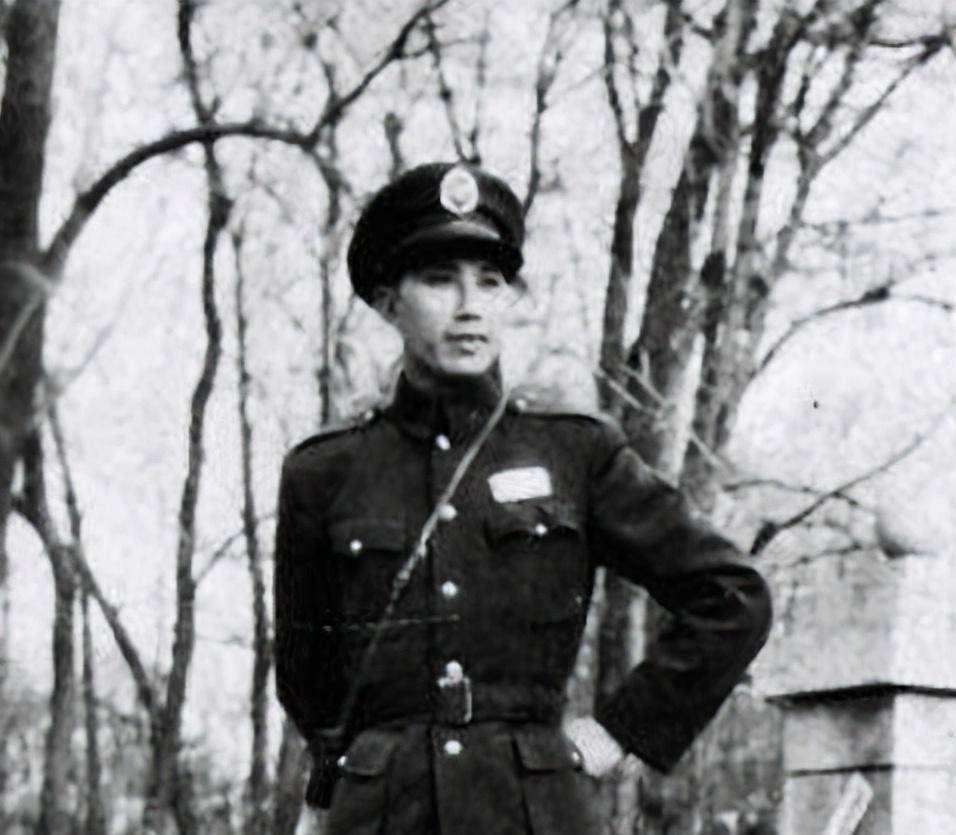 原创原创国军第一悍将先救张灵甫后救胡琏战死后老蒋抚恤十万金圆券