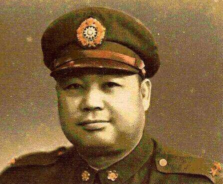 杜聿明本来要考的是北京大学,复习期间与关麟征,张耀明,马志超,马励武