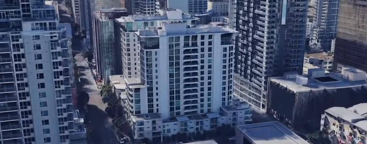 原创原创2022年华裔女博士被9名美国警察枪杀原因竟是拒缴物业费