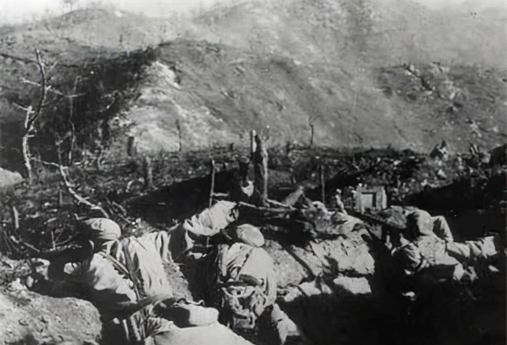 战士们虽然不明白郭忠田的命令,但军人干的就是命令下来,就往