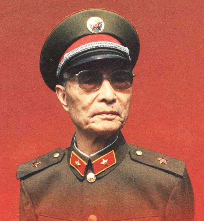 而之所以会找张爱萍将军,是因为彭雪枫和张爱萍是至交好友.