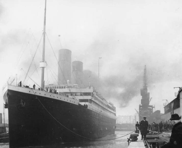 原创原创泰坦尼克号唯一幸存副船长写下回忆录详述不为人知的沉船细节