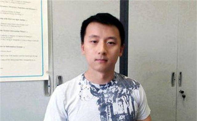 原创原创12岁上中科大打破哈佛惯例的尹希如今表示再差也不回国