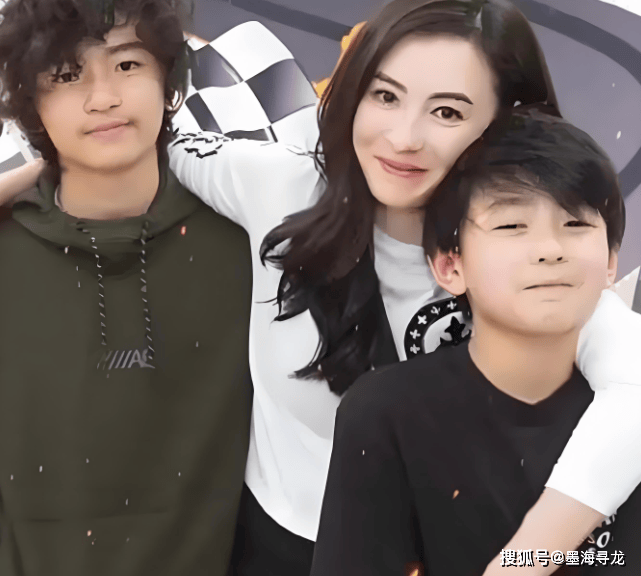 对象竟是46岁女教练,母亲回应被打脸_谢振轩_谢霆锋_网友