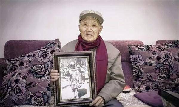 陈友礼,无意看到一张"娃娃兵"旧照,称那小兵就是自己_日本_中国_照片