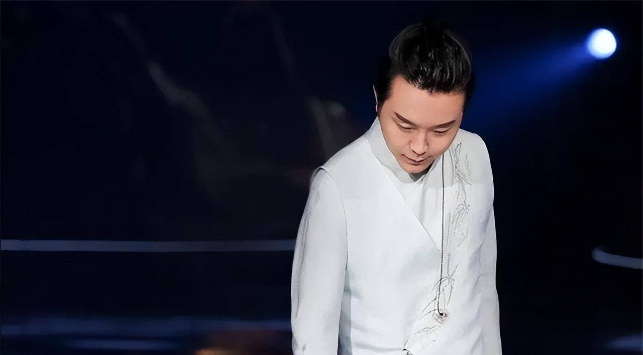 原创梅兰芳之子梅葆玖一生无儿无女至死不原谅半路出道的李玉刚