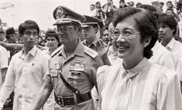 承认是中国人,随后立马将美军驱逐出境_科拉松·阿基诺_菲律宾_政治