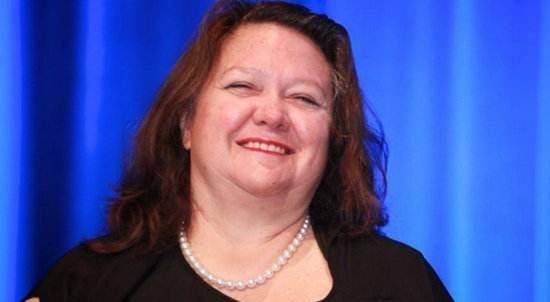 全球十大女富豪入门级门槛高达200亿美元中国一人上榜