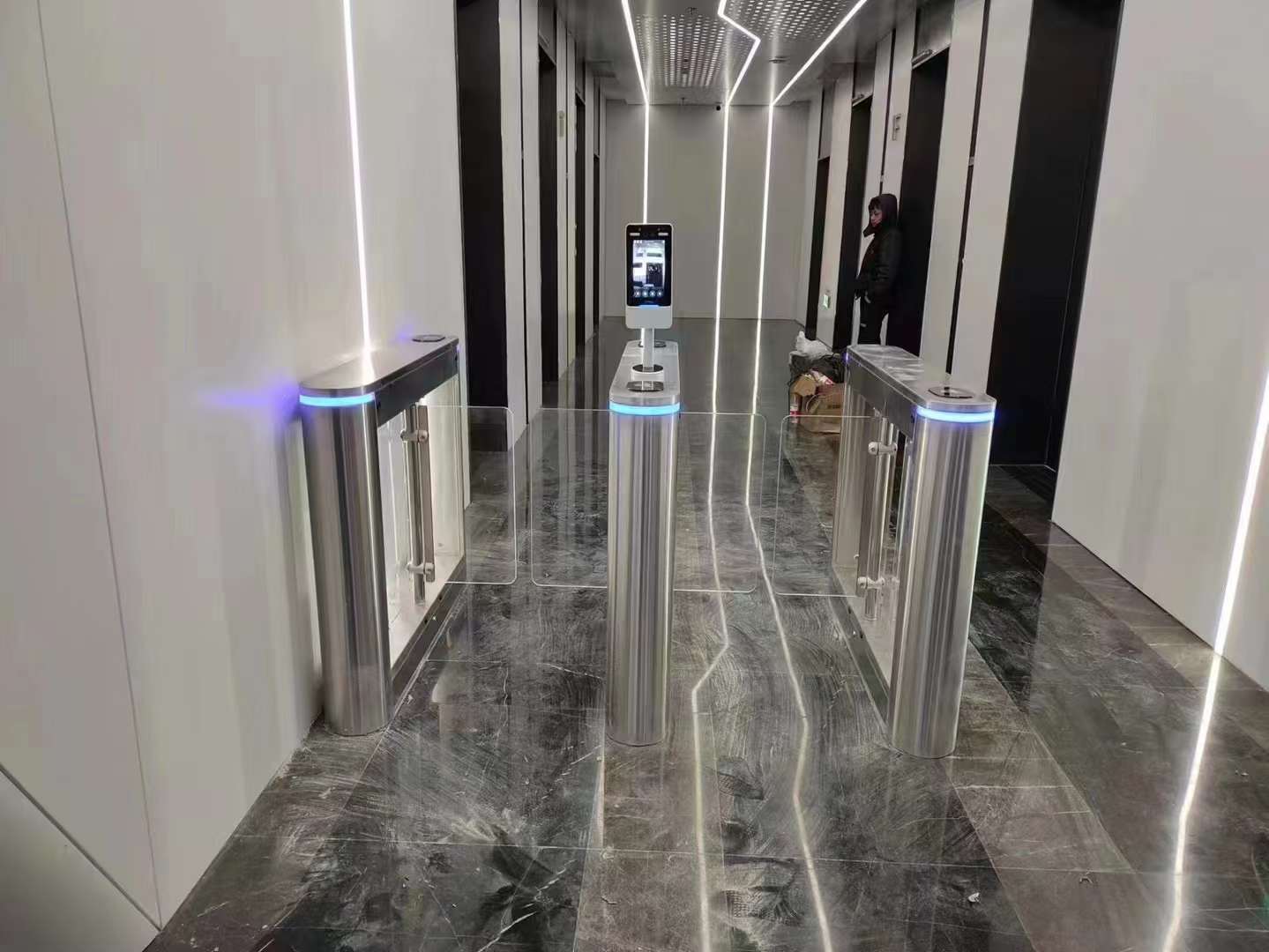 智能通道闸机生产厂家市场趋势与未来发展