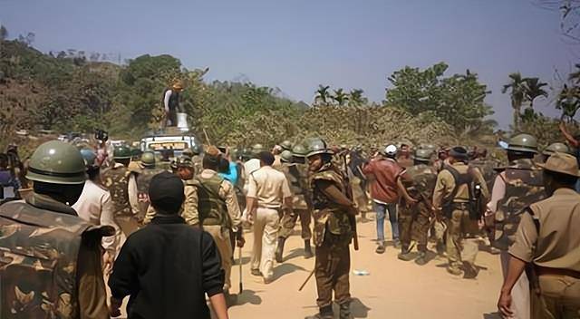 印度要爆发内战了么