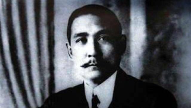 从去世到安葬孙中山为何换了四口棺材其中一口还躺着梅兰芳