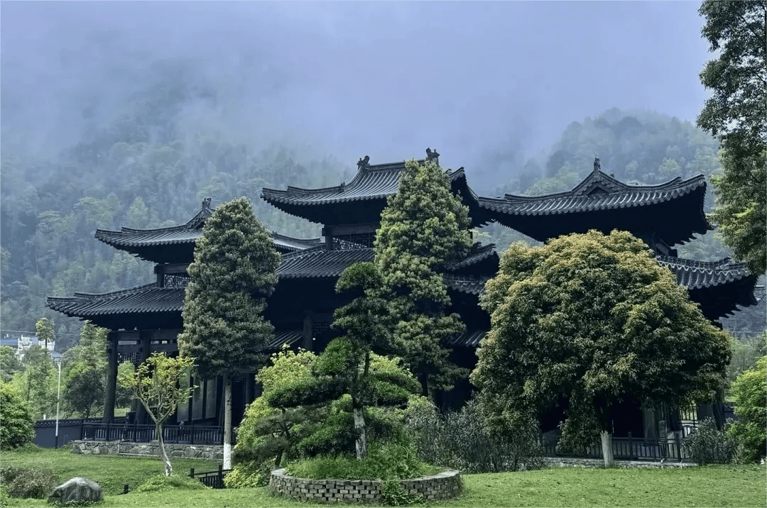 湖南浏阳宝盖寺:千年古刹守护山水之间_寺庙_历史_发展