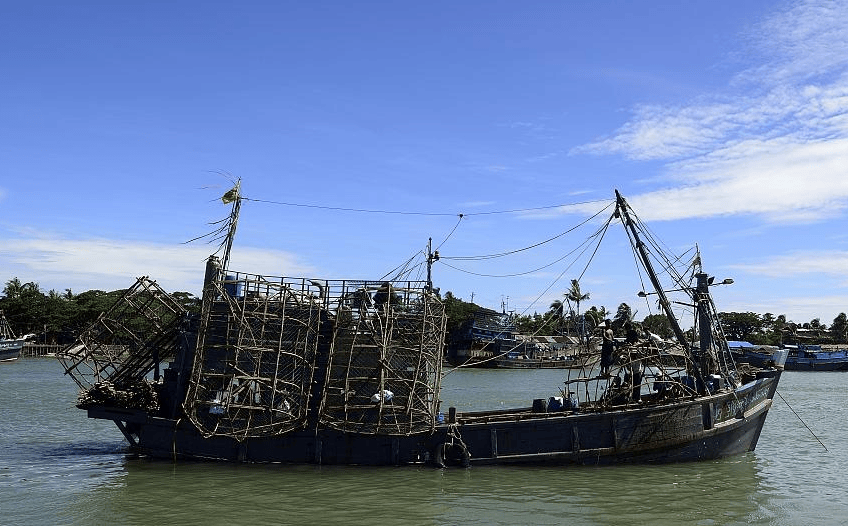 缅甸_向大国_昂山素