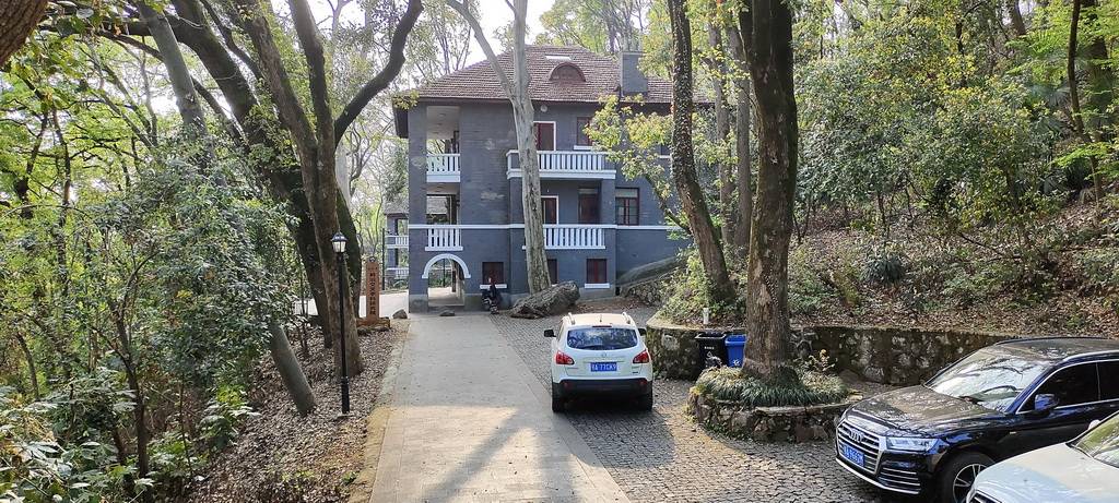 珞珈山十八栋人间仙境康强武汉大学