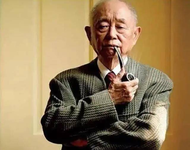 老顽童黄永玉:活着就想办追悼会,60岁买跑车兜风,96岁