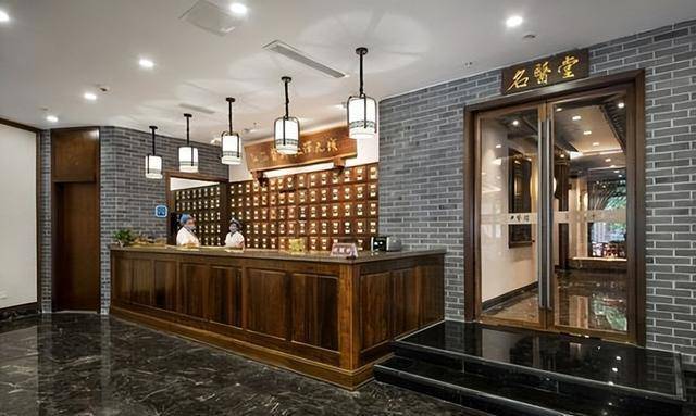 用砒霜打虫以鹰爪入药名医施今墨开出的方子能用吗