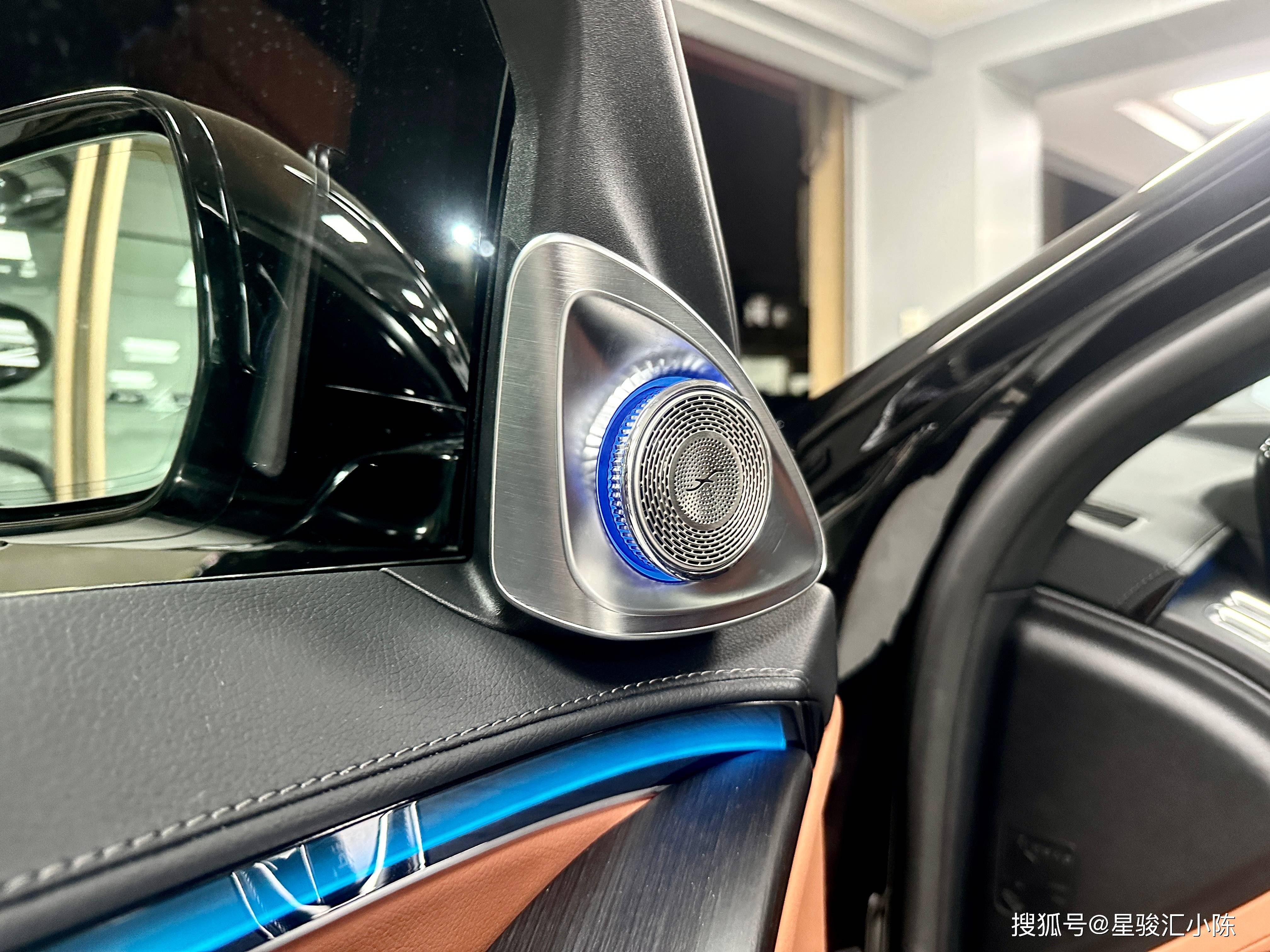 2024款奔驰s400l升级小柏林之声音响,15喇叭1功放聆听3d环绕立体声