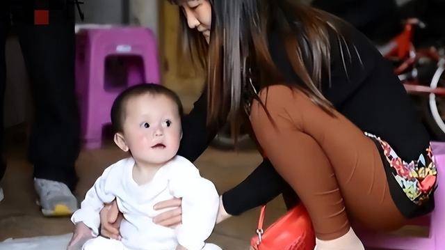 厦门车祸奇迹宝宝已8岁获百万善款如今却住深山是为何