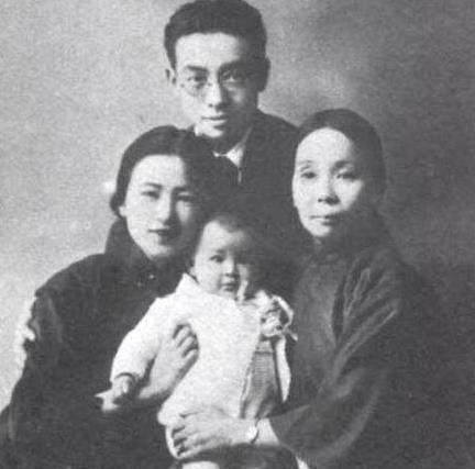 9子女有中国建筑第1人考古第1人火箭第1人此牛爸育儿只用1张纸_梁启超