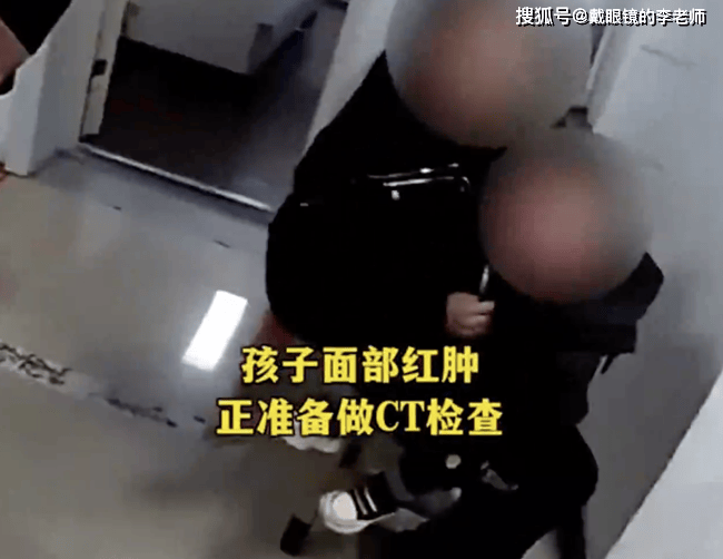 原创            观天下：心疼，宝妈抱娃开车，1岁娃成了妈妈的气囊