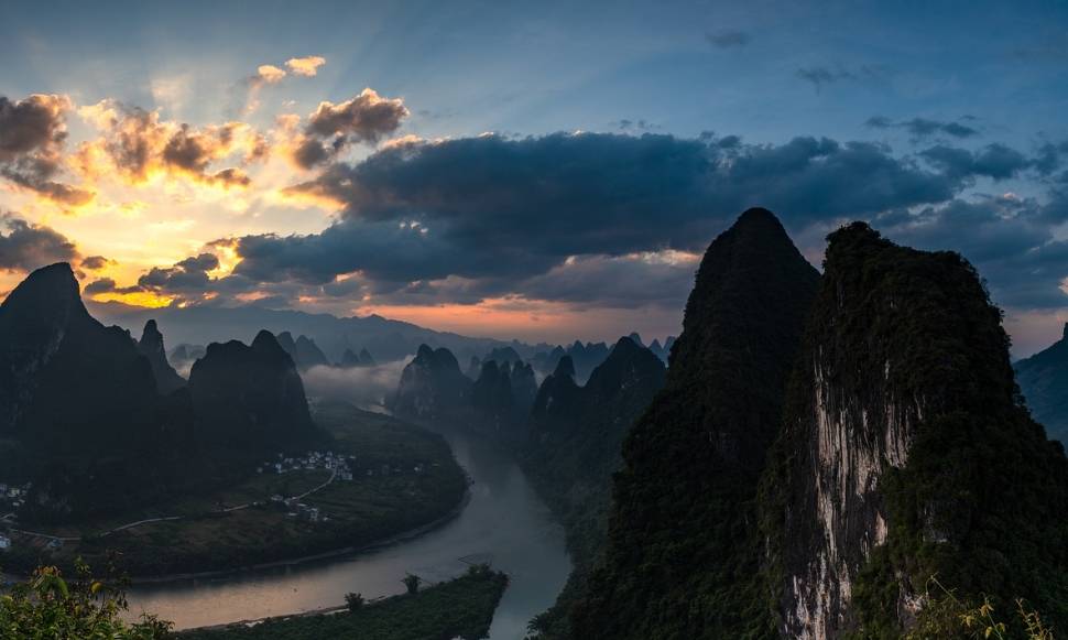 到桂林旅游必去十大景点推荐【省钱攻略】