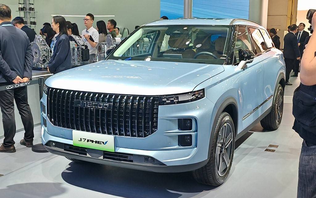 2024北京车展:奇瑞积家J7的首次亮相可以视为对06姊妹车型_搜狐汽车_ Sohu.com的探索。