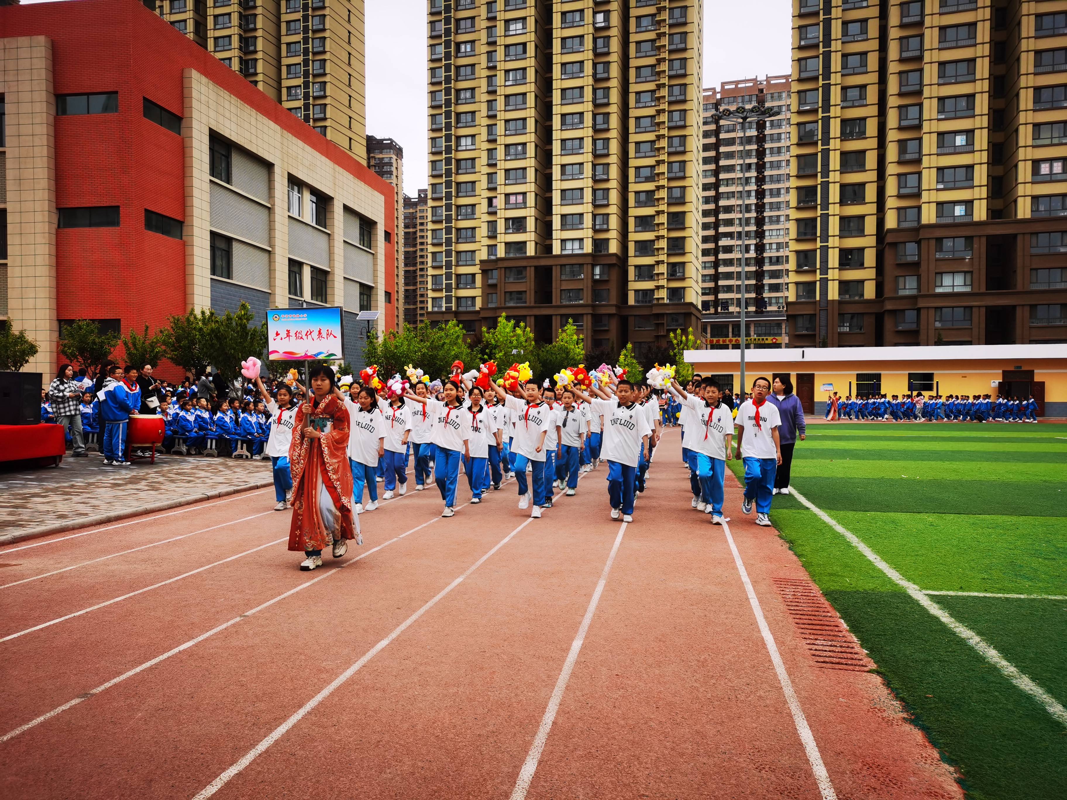 平凉铁路中学图片