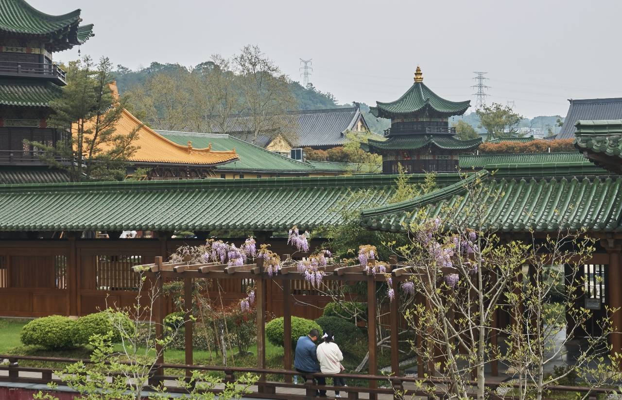 彰显底气的寺庙---东林寺