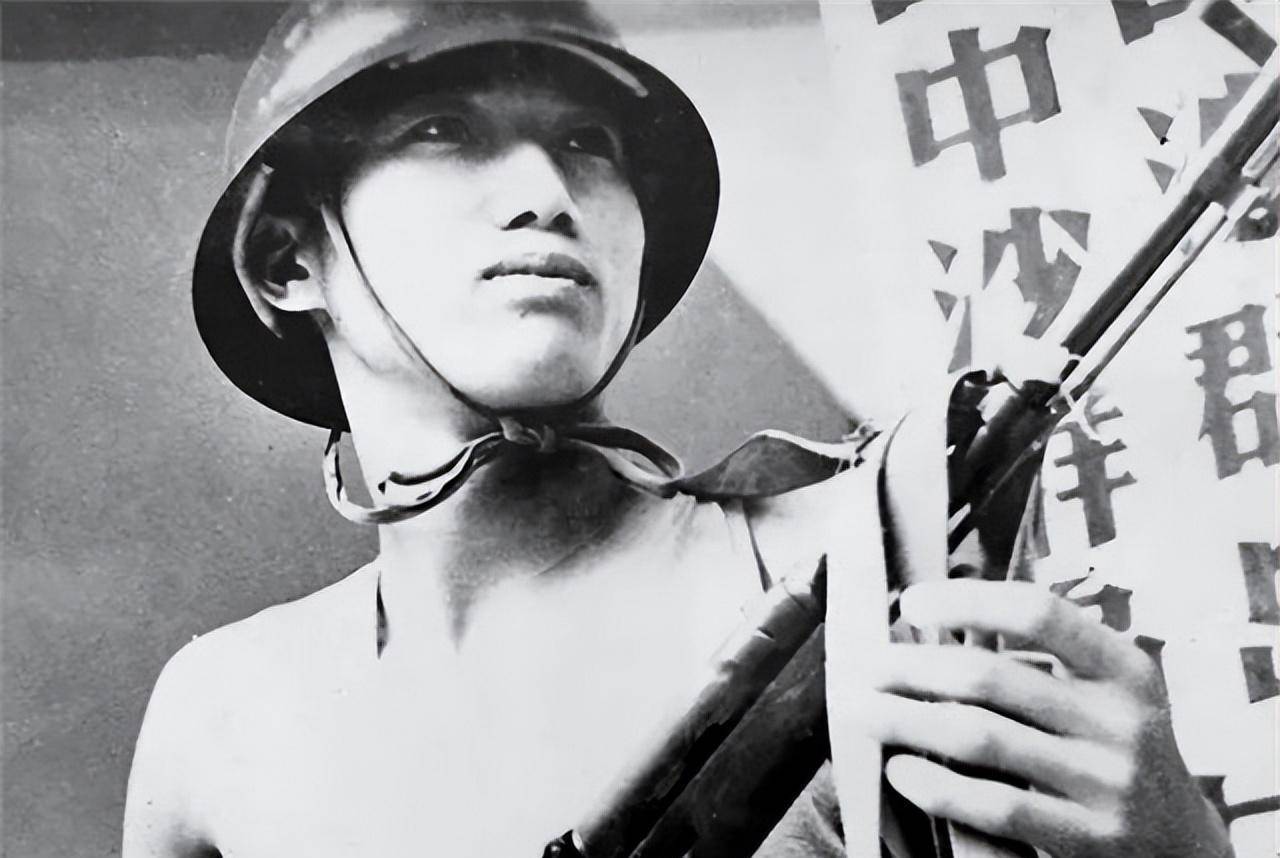 民兵协同海陆结合,收复西沙三岛,中越西沙海战,海军海上拼刺刀