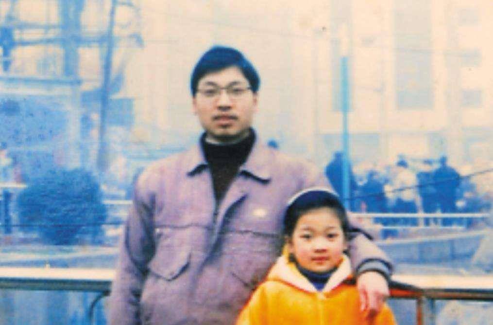 汶川地震,谭千秋舍身护4名学生牺牲,女儿谭君子哈佛毕业,留美