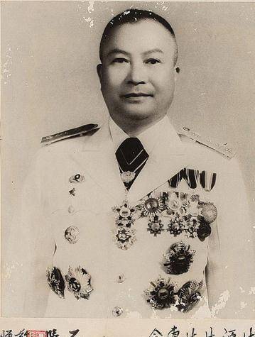 国军在登步岛获胜,隆重庆功,总指挥石觉却哀叹:舟山守不住了