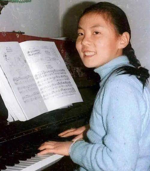 吴今:朱令的姐姐,1989年春游时失踪,后被警方判定为意外死亡