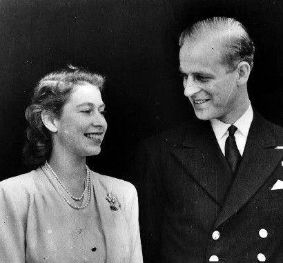 女王的婚姻也是一地鸡毛,她到底看上菲利普哪一点,忍着过了70年_彭妮