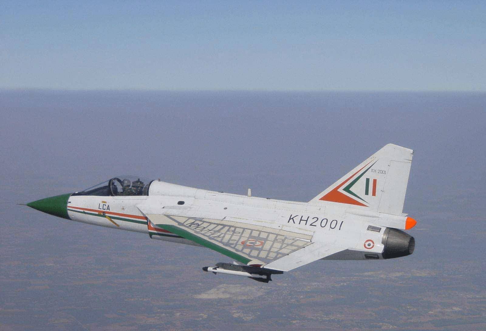 12亿美元买架飞机,被外国轮着坑,印度是怎么成为军火韭菜的?