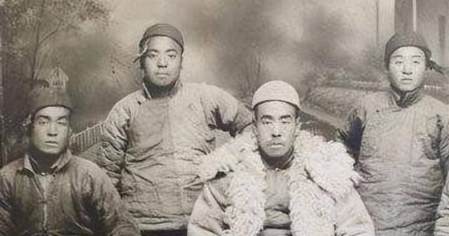 乔匪横行山西,甚至打败过王震,霸占下属妻子,最终被打黑枪暴亡