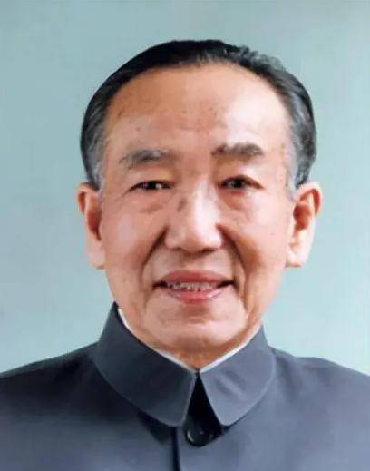 他是原湖北省委书记,官至副总理,推动了三峡工程,遗愿感人至深