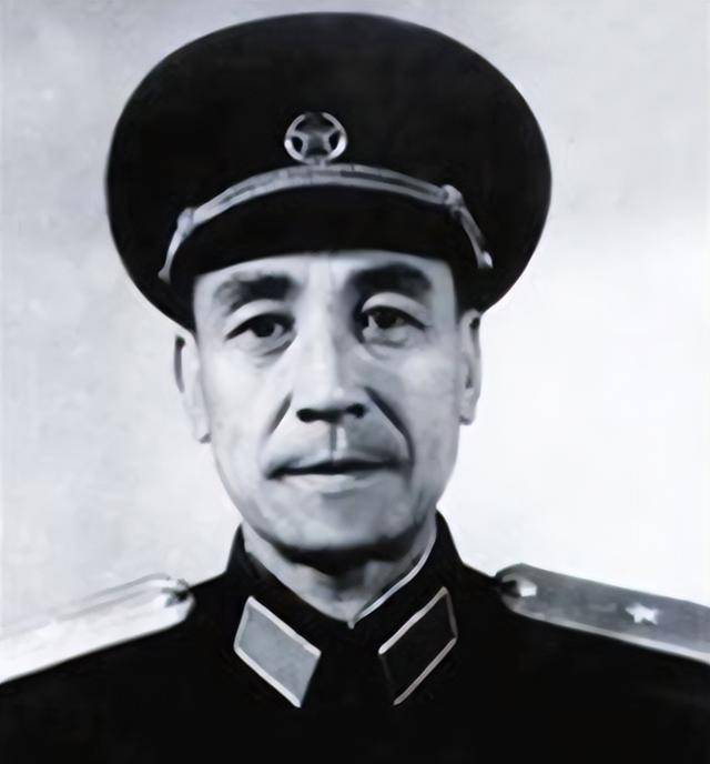 新疆军区司令员图片