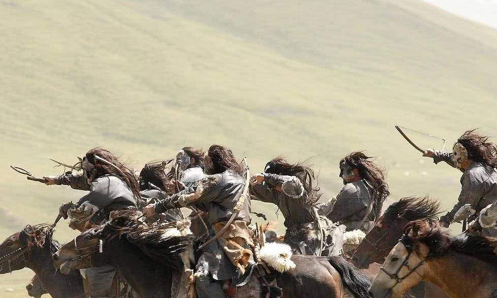 东汉时期,"国之四边"的概念,会受到哪些民族因素的影响?