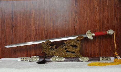 乾隆的九龙宝剑阴气十足,用过之人非死即伤