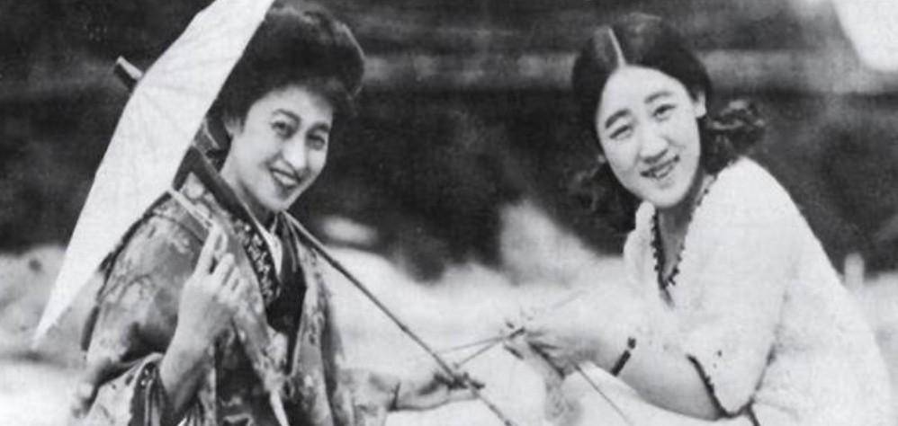 满清最后的格格,隐居小城市活到95岁,临死前讲了件尘封的往事